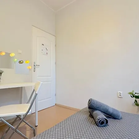 Privat bolig Dotted - 15 Minutes To Old Town & Sea